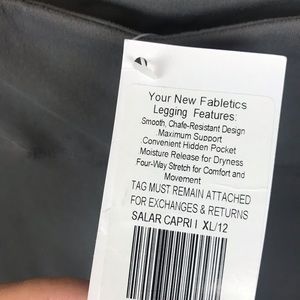 Fabletics Pants - New with tags Fabletics salar Capri Gray xl Fabletics Pants - New with tags Fabletics salar Capri Gray xl